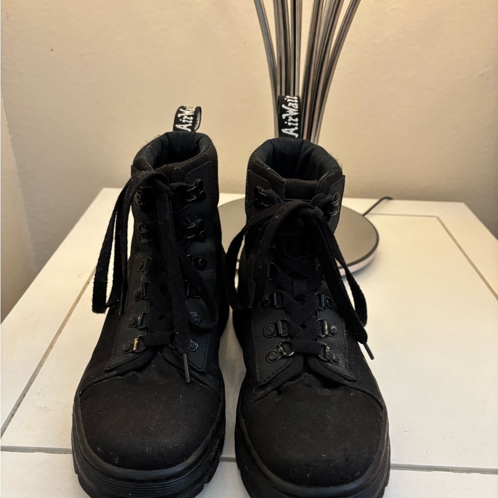 Womens Dr. Martens Combs Boot - Black